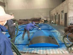 專(zhuān)業(yè)防水聚脲涂料聚脲噴涂機(jī)施工技術(shù)剖析